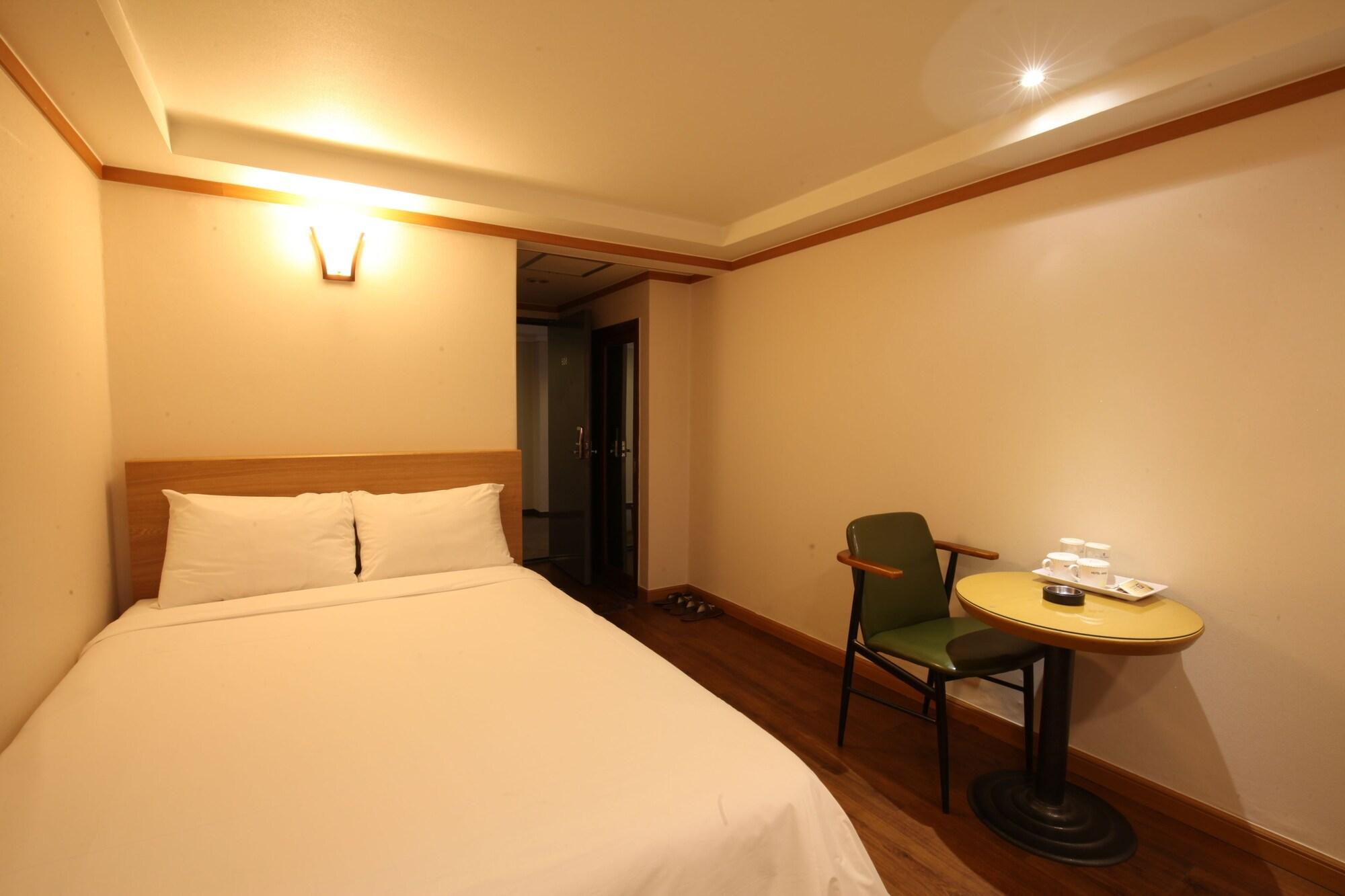 Angel Hotel Puszan Kültér fotó