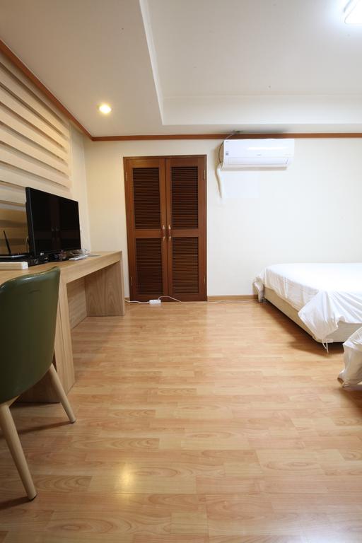 Angel Hotel Puszan Kültér fotó