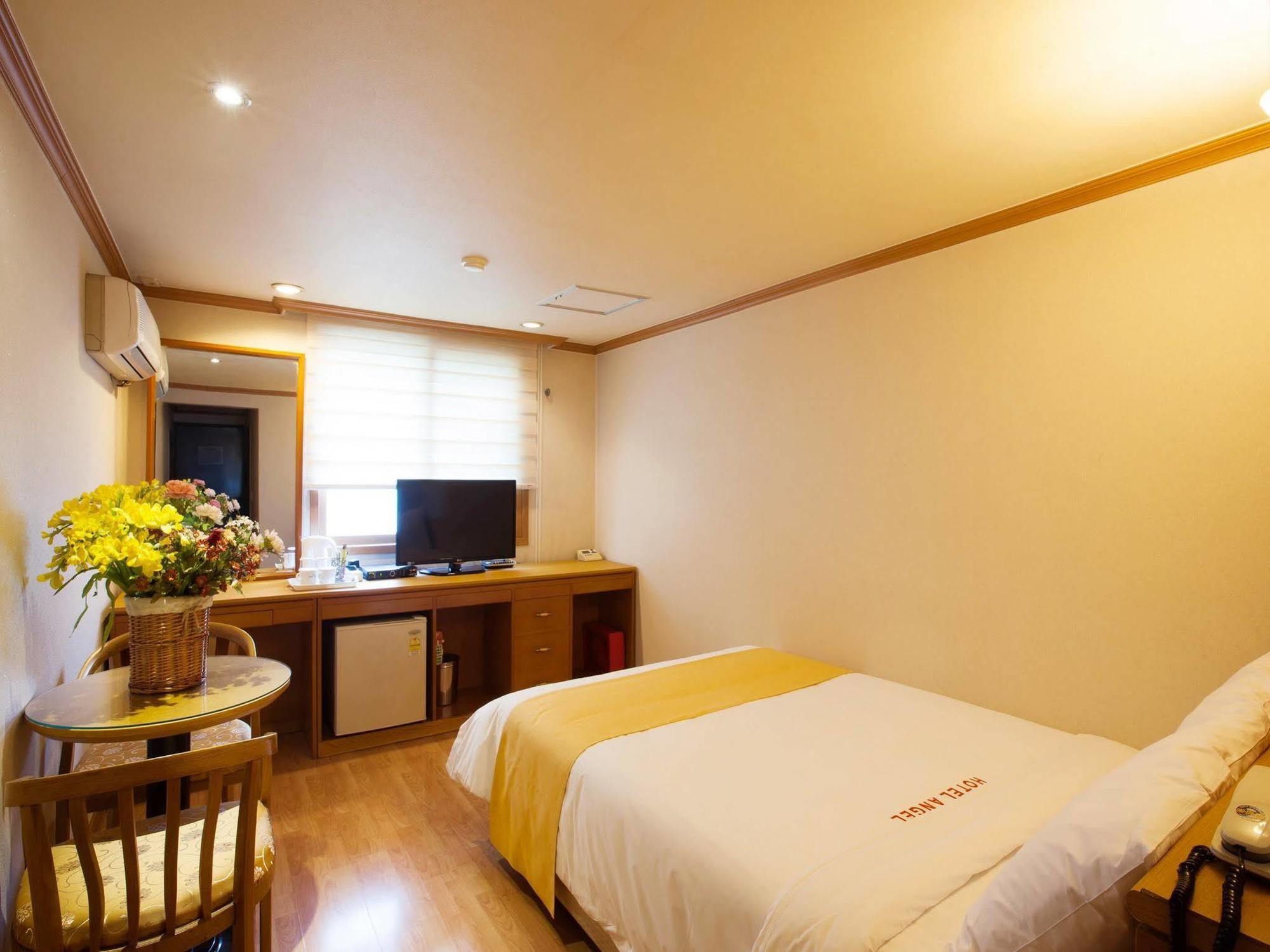 Angel Hotel Puszan Kültér fotó